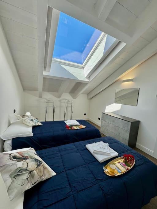Apt. Aries - Penthouse Menaggio Eksteriør billede
